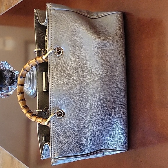 Gucci shopper Tote leather medium bag. Color gold metallic - Picture 3 of 14